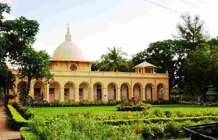 Matri Mandir Yatrinivas guest house at Jayrambati – stay for pilgrims visiting Sarada Devi birthplace